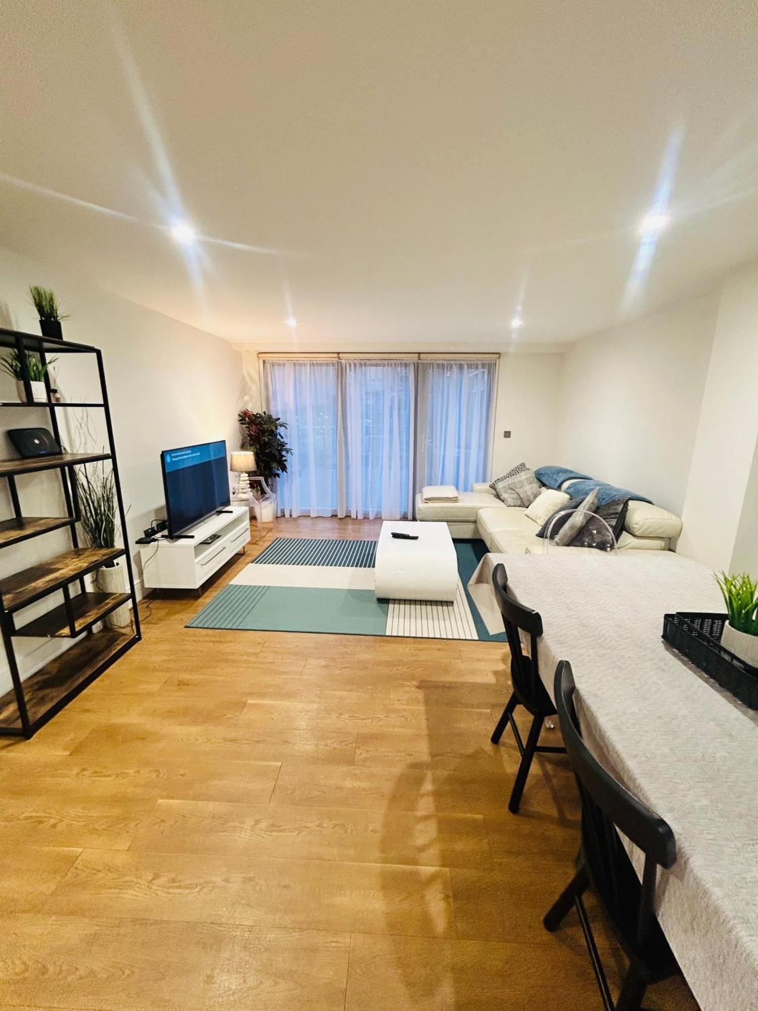 Modern 2 Bed 2 Bath Apartment With Outdoor Space Hyde Park Лондон Экстерьер фото